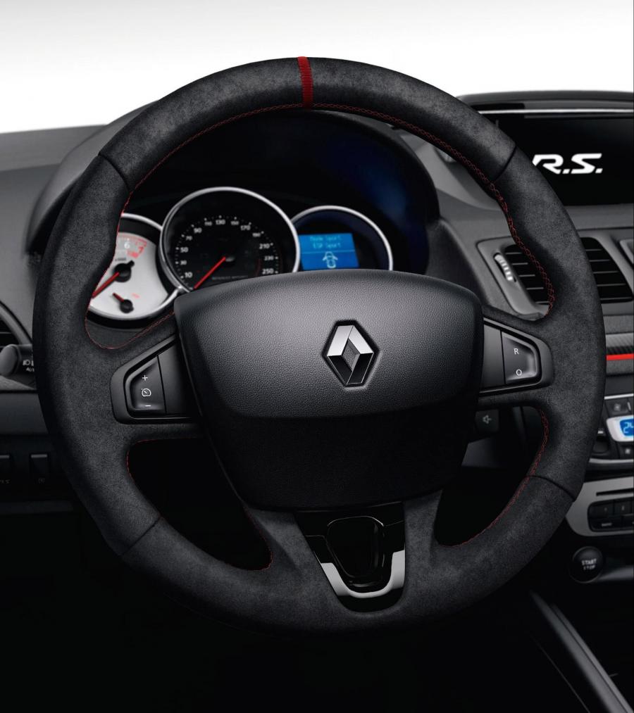  Renault Megane R.S. 275 Trophy 2014 года  (фото 7 из 9)